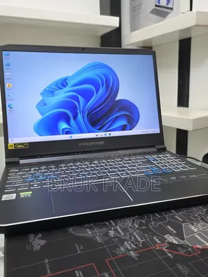 New Laptop Acer Predator Helios 300 16GB Intel Core I7 SSD 1T