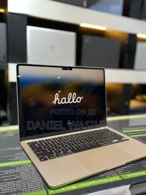New Laptop Apple MacBook Air 2024 M3 13-Inch 8GB Apple M3 SSD 256GB