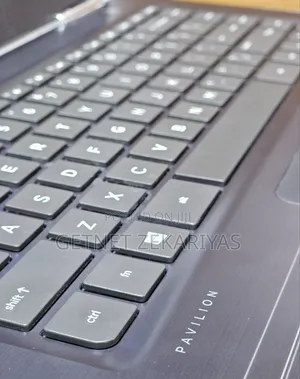 New Laptop HP Pavilion 15 8GB Intel Core I5 SSD 256GB