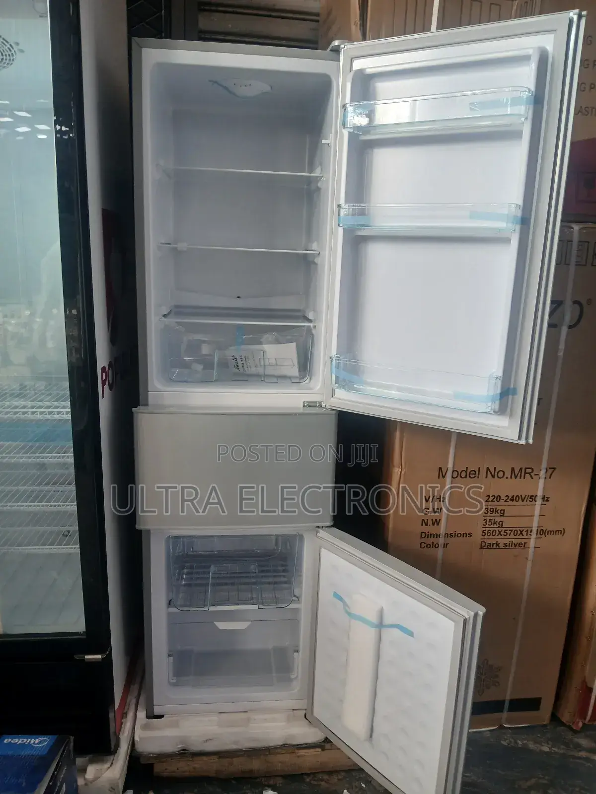 Naziif Refrigerator,270l Likely a Chigo or Similar Brand Model Mr-17