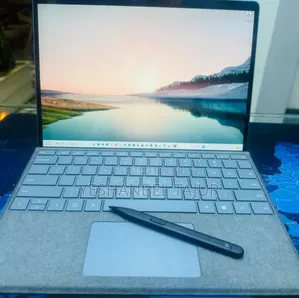 New Laptop Microsoft Surface Pro 9 8GB Intel Core i5 SSD 256GB