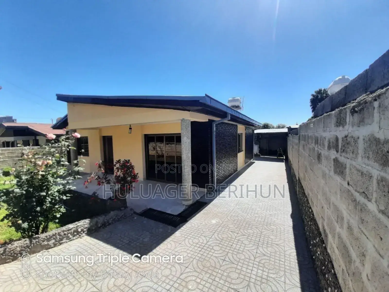 Furnished 7bdrm Villa in Bole for sale
