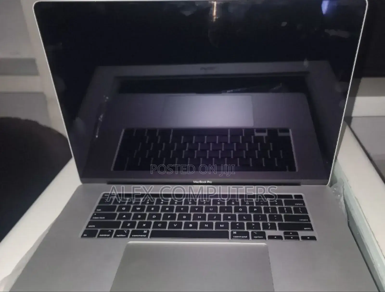 New Laptop Apple MacBook Pro 2019 64GB Intel Core I9 SSD 1T
