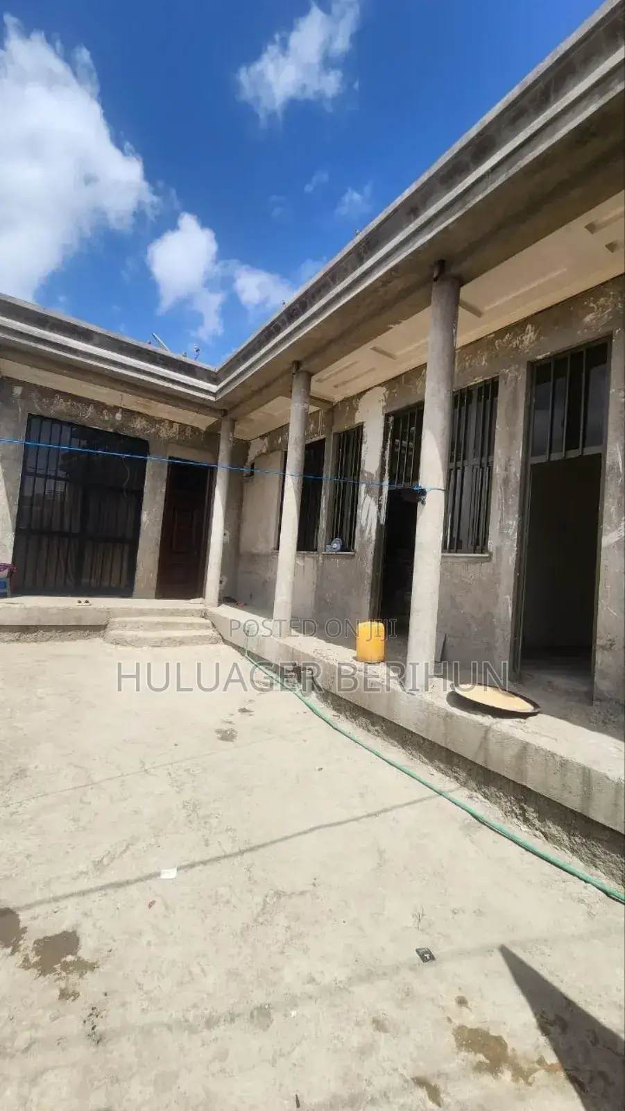 7bdrm Villa in Bole for sale