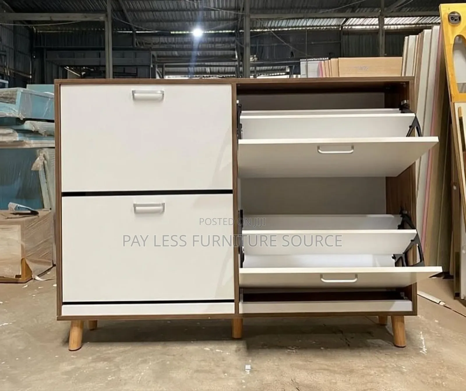 Shoes Rack/ Cabinet