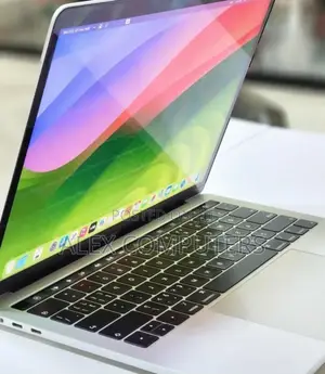 New Laptop Apple MacBook 8GB Intel Core I5 SSD 256GB
