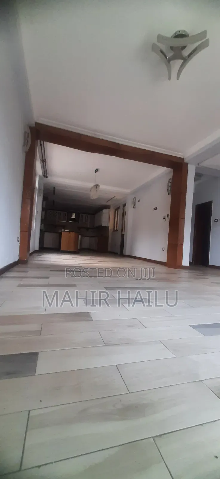 5bdrm House in Real, Bole for rent
