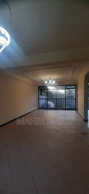 4bdrm House in Real, Bole for rent