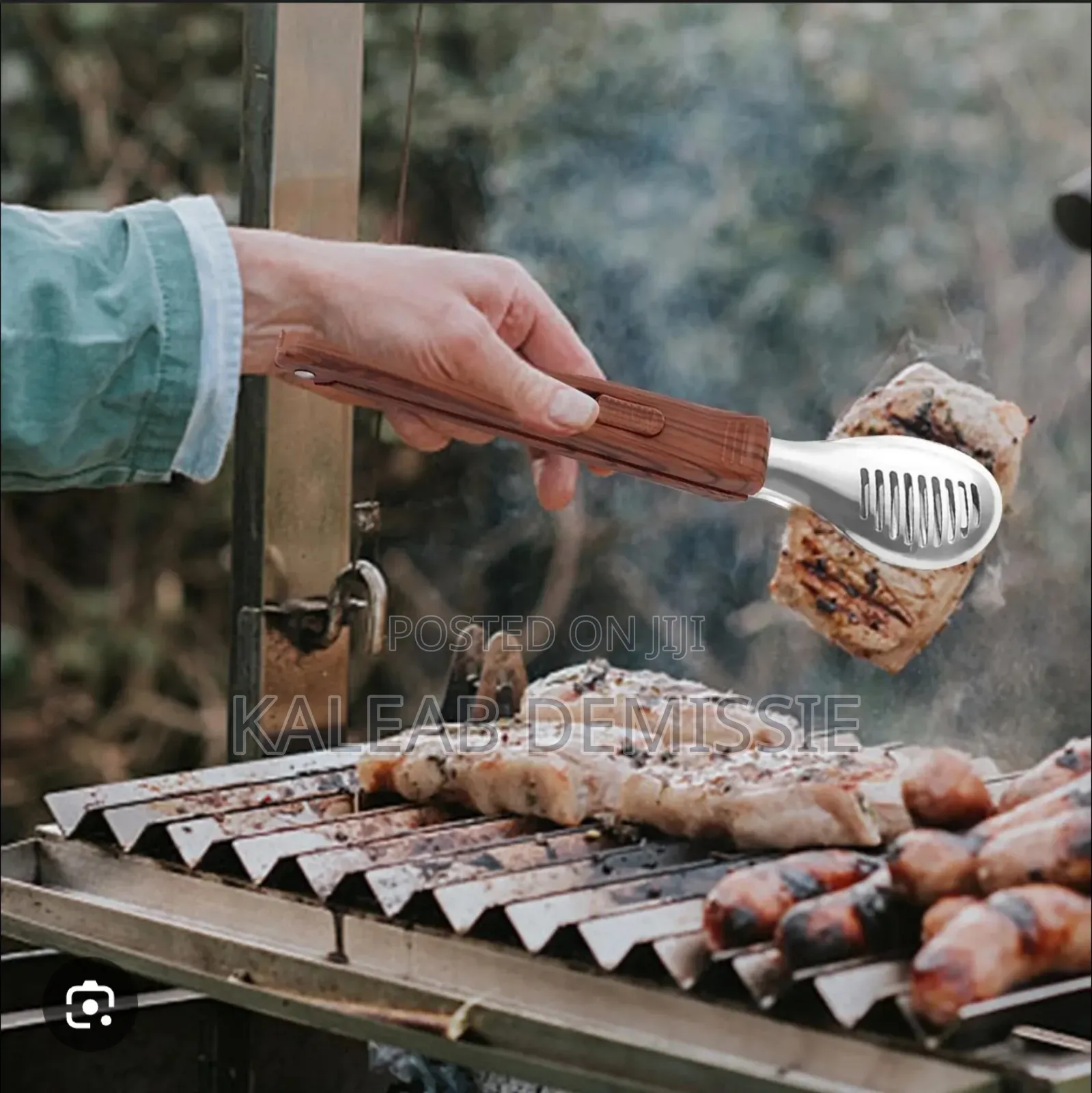 መቆንጠጫ ወይም ምግብ ማንሻ Stainless Steel Food Tongs With Wood Grain Handle