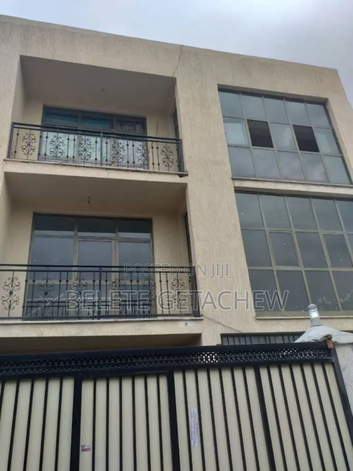 Wosen, G+2+Terrace Apartment Building for Sale 170sqm