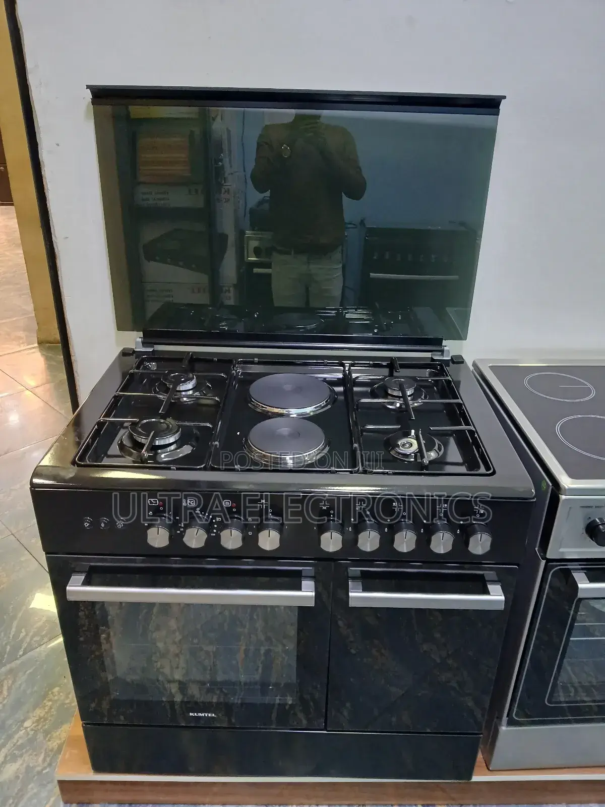 Kumtel Brand Free-Standing Gas and Electric Cooker.