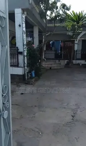 Gerji Mebrat, Commercial House for Sale 340sqm