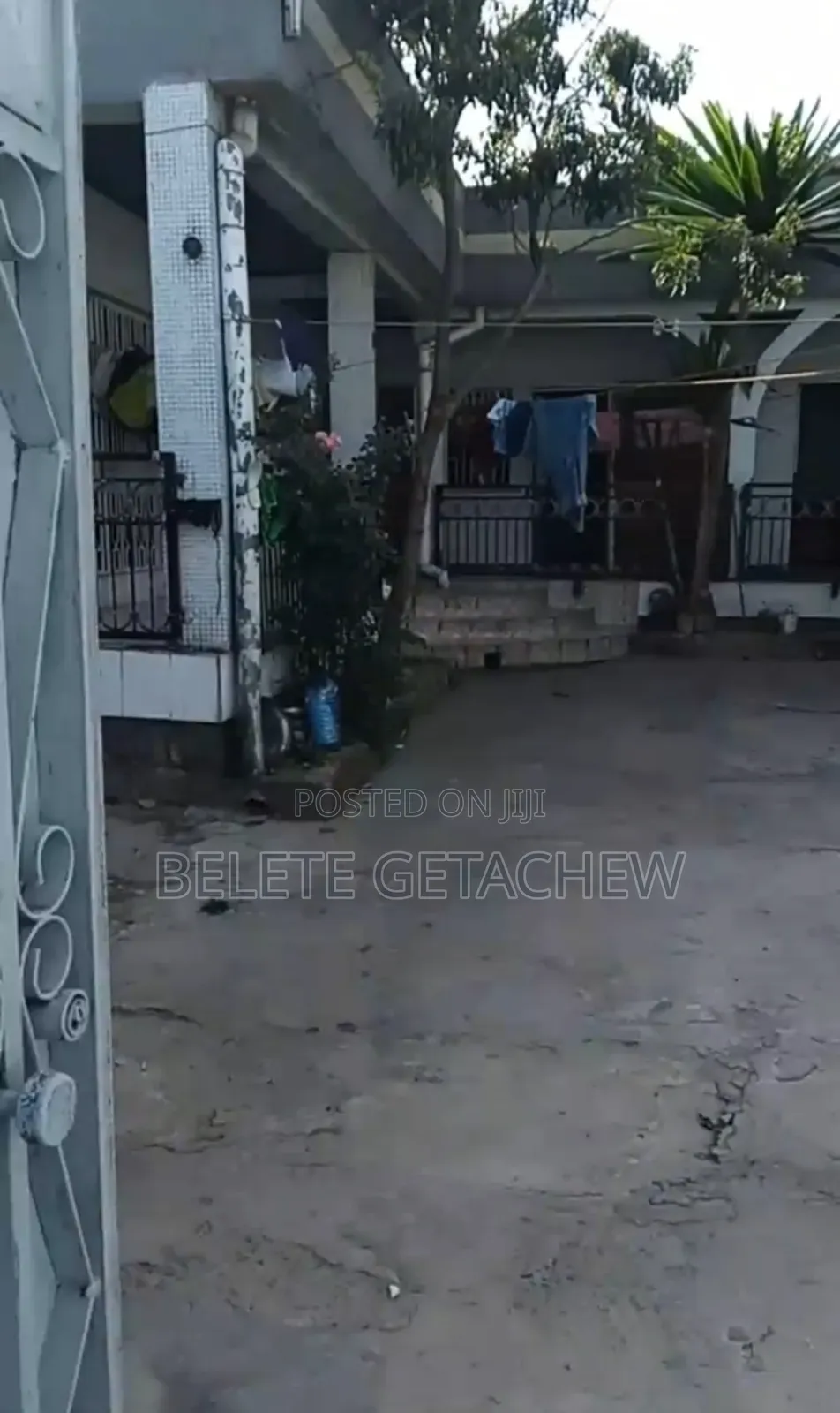 Gerji Mebrat, Commercial House for Sale 340sqm