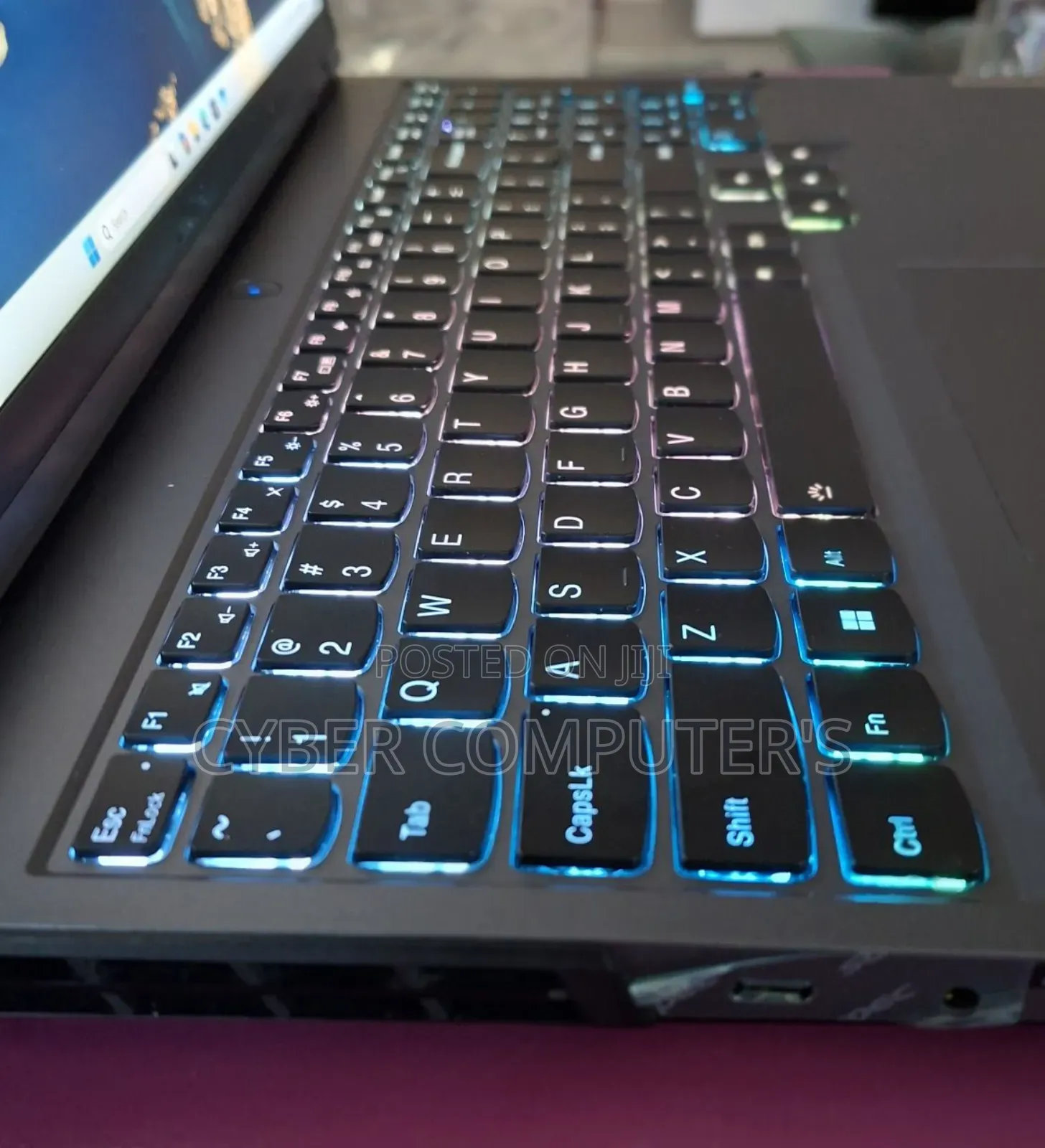 New Laptop Lenovo Legion 5 16GB AMD Ryzen 7 SSD 1T