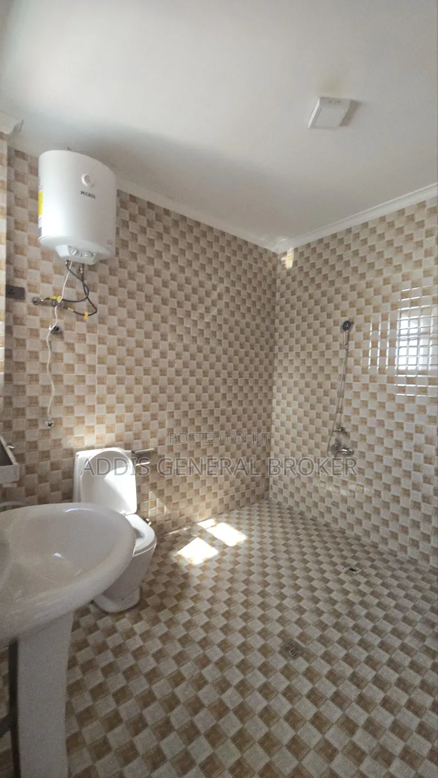 10bdrm House in Lebu, Nifas Silk-Lafto for sale