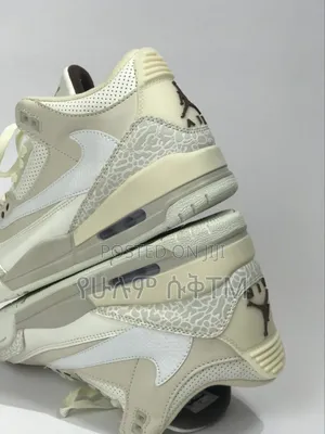 Air Jordan 3 Retro X Travis Scott 'Sail/Pale Ivory' Mid Men's Shoes