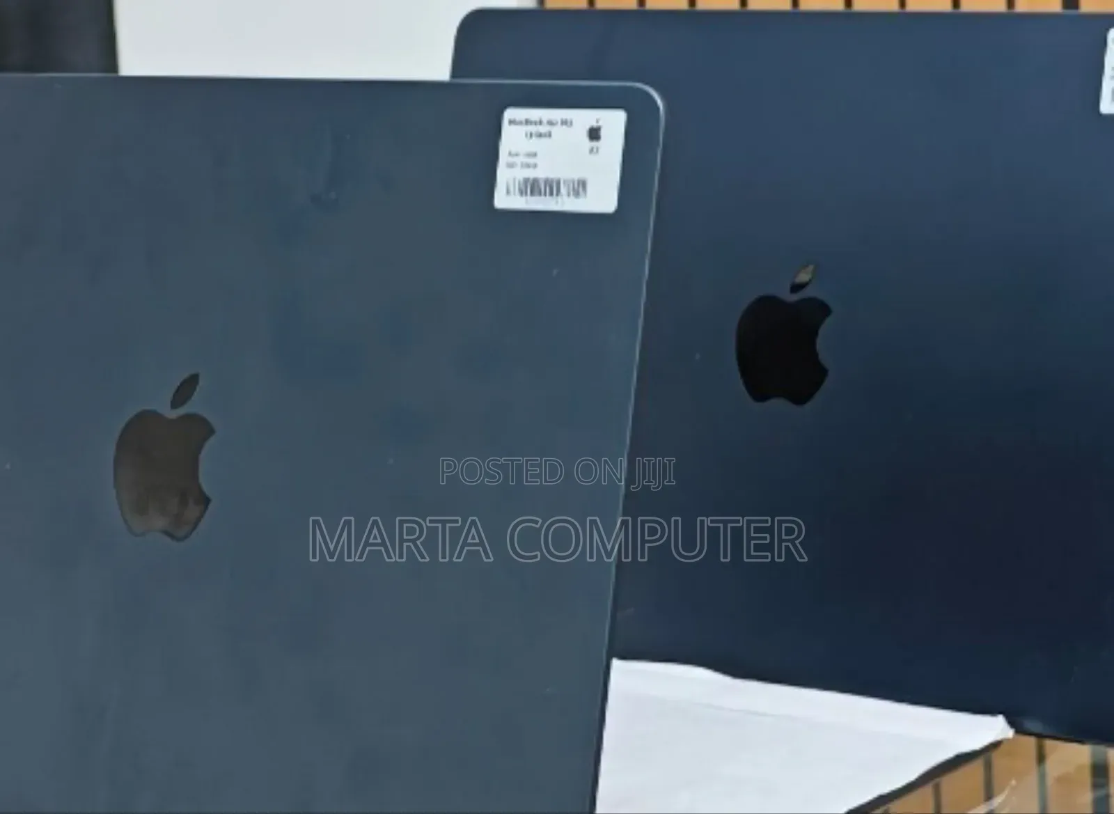 New Laptop Apple MacBook Air 2025 M4 13-Inch 16GB Apple M4 SSD 256GB