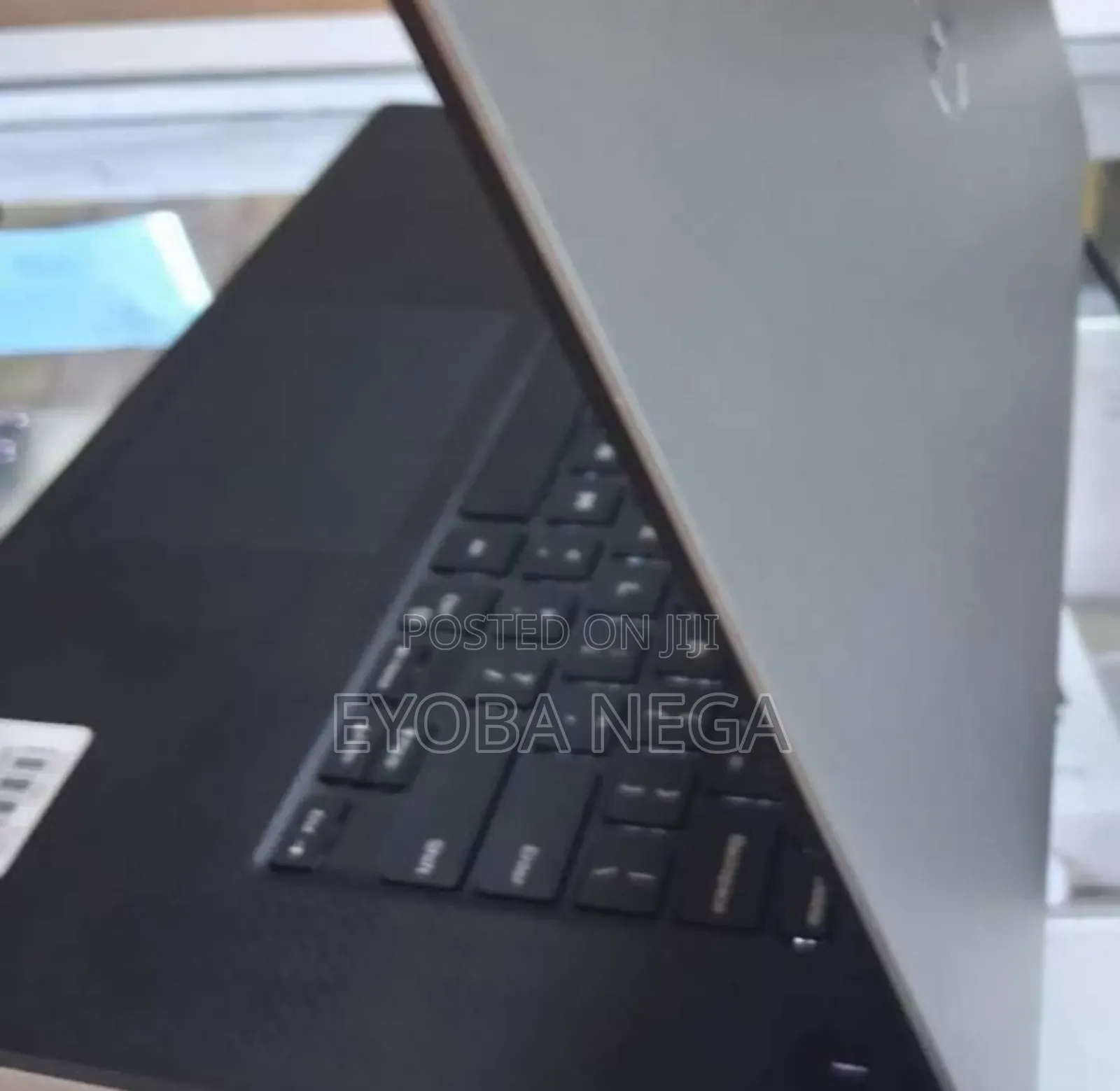New Laptop Dell Precision 5540 16GB Intel Core I7 SSD 512GB