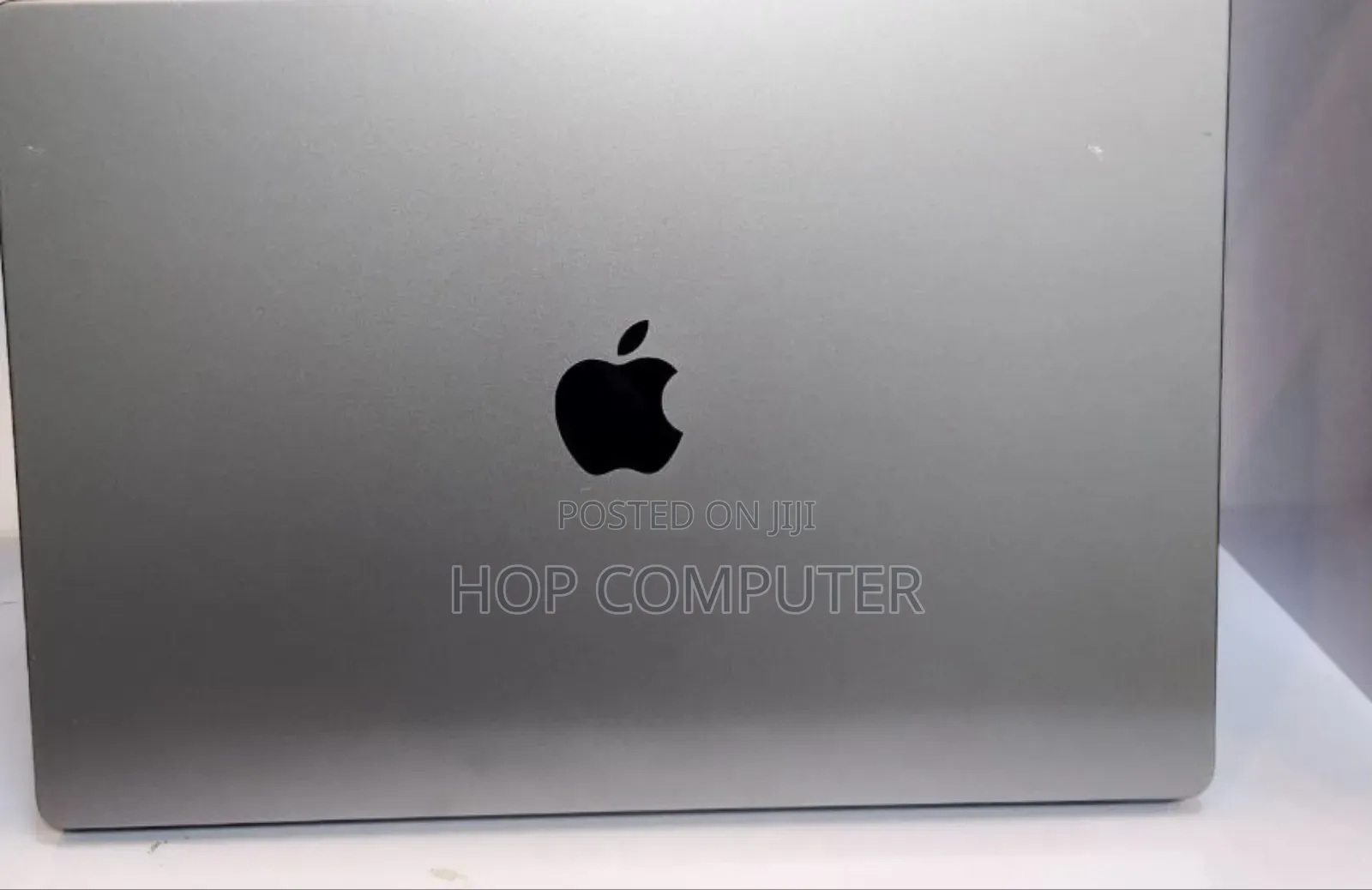 New Laptop Apple MacBook Pro 2021 M1 16GB Apple M1 Pro SSD 1T