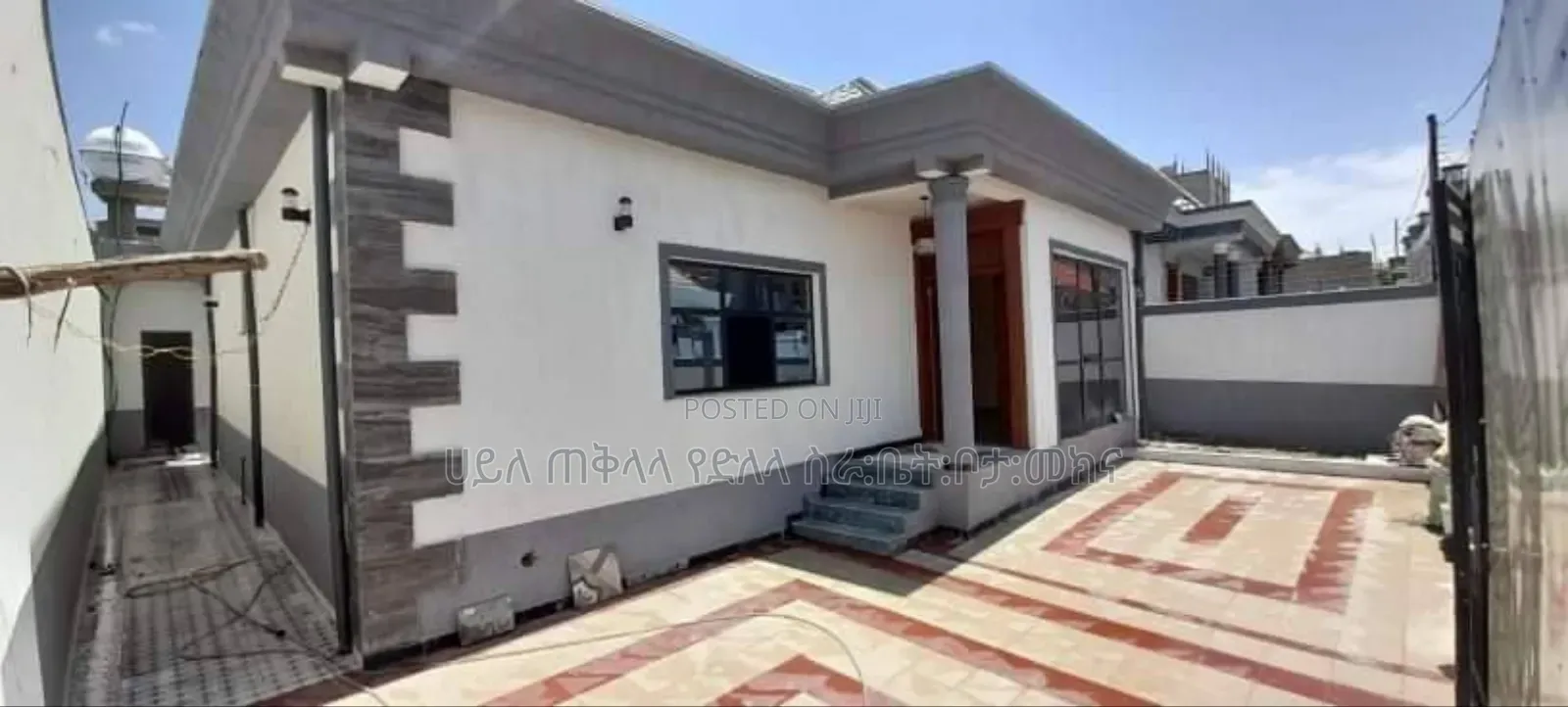Furnished 3bdrm Villa in Ayat Area Inside, Yeka for sale