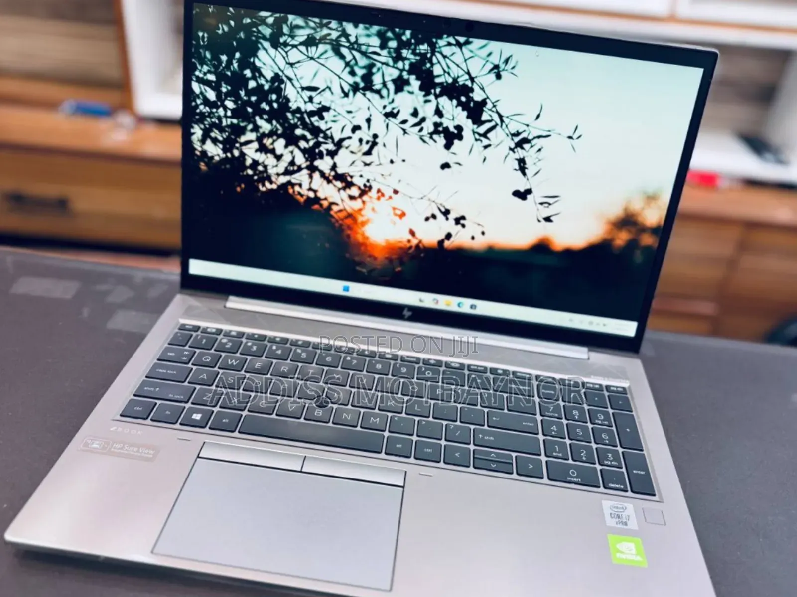 New Laptop HP ZBook Studio G5 16GB Intel Core I5 SSD 512GB