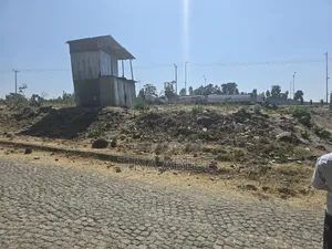 አስቸካይ የሚሸጥ የሊዝ ባታ