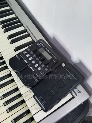 Zoom G1x Four