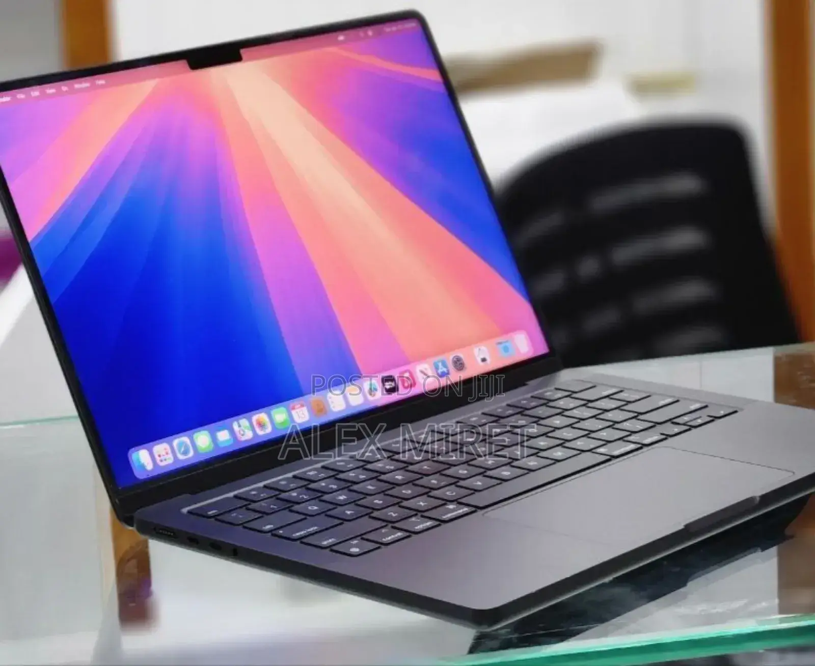 New Laptop Apple MacBook 16GB Apple M4 Pro SSD 512GB