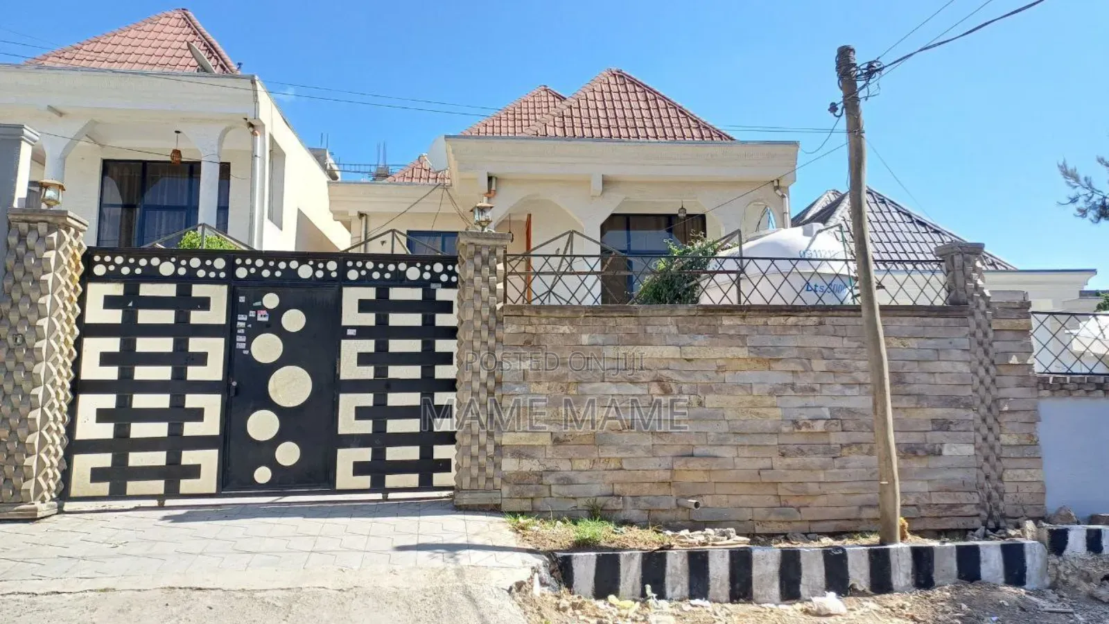3bdrm Villa in Addis Abeba, Bole for sale