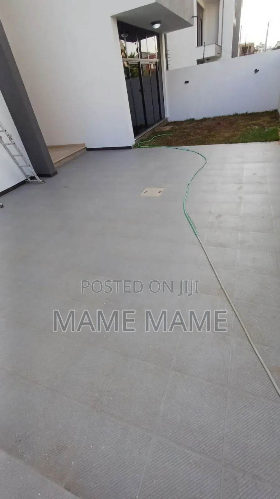 7bdrm House in Addis Abeba, Bole for sale