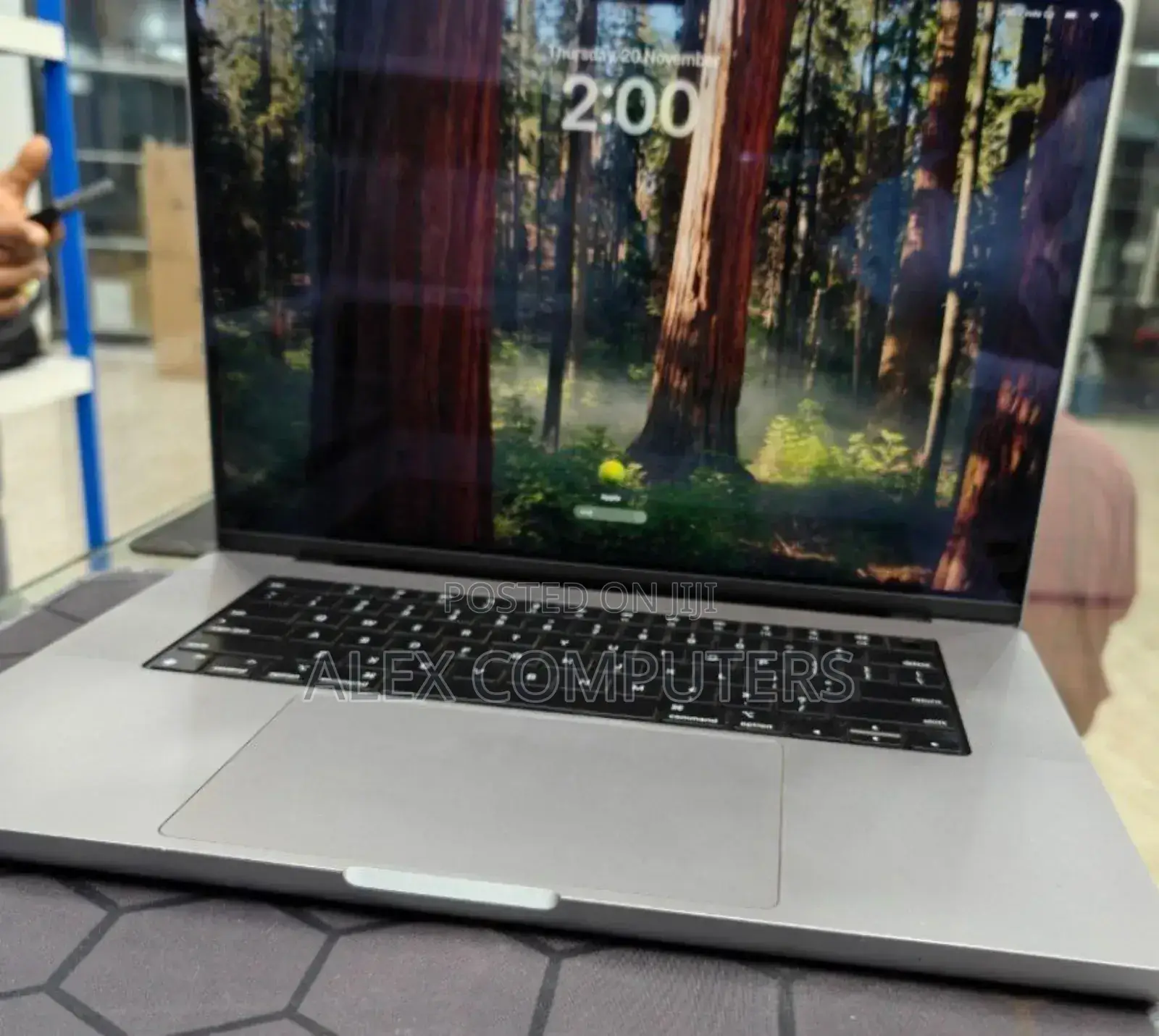 New Laptop Apple MacBook 16GB Apple M1 SSD 512GB