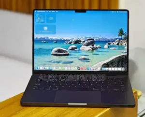 New Laptop Apple MacBook 18GB Apple M3 SSD 512GB