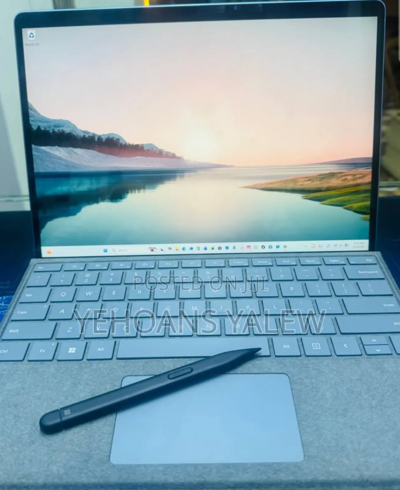New Laptop Microsoft Surface Pro 9 8GB Intel Core I5 SSD 256GB