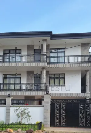 Furnished 8bdrm House in ሀያት ባንክ 40 ሚሊየን አለበት, Bole for sale