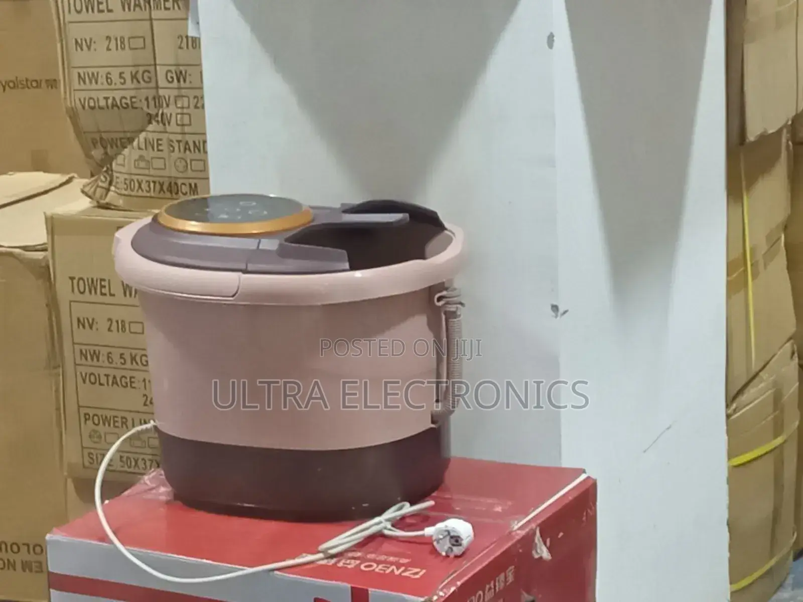 Portable Electric Foot Spa Bath Massager With Heat and Bubbles.