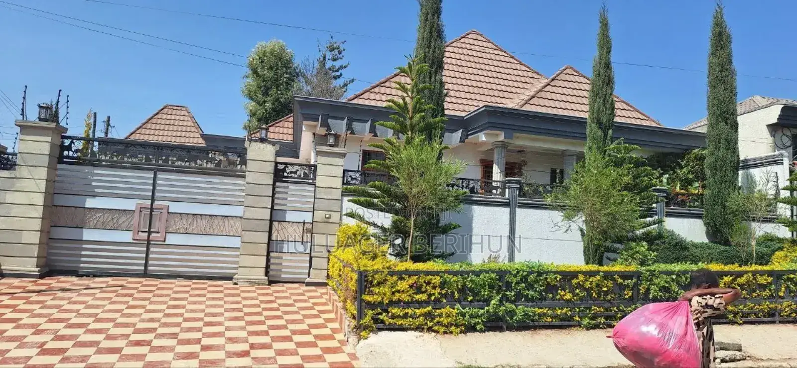 Furnished 7bdrm Apartment In Bole For Sale