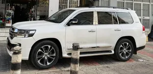 Toyota Land Cruiser 4.5 V8 TD 2020 White