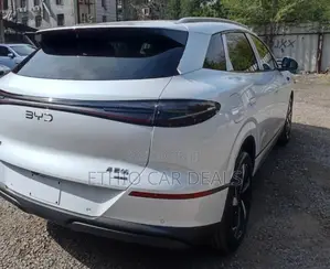 New BYD Sealion 7 EV 2025 White