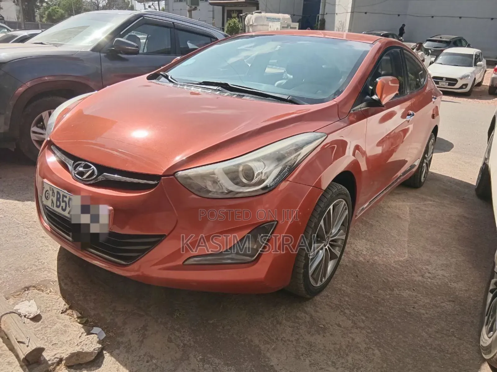 Hyundai Avante 2015 Burgundy