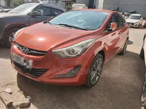 Hyundai Avante 2015 Burgundy