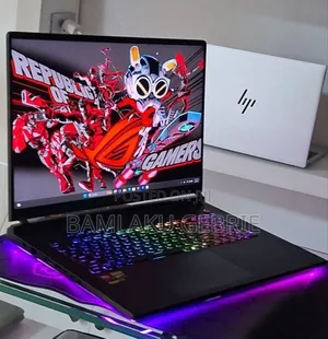 New Laptop Asus ROG Strix G16 G614 32GB Intel Core Ultra 9 SSD 2T