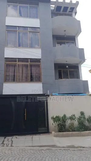 5bdrm House in Semit 72, G+3 House, Bole for sale