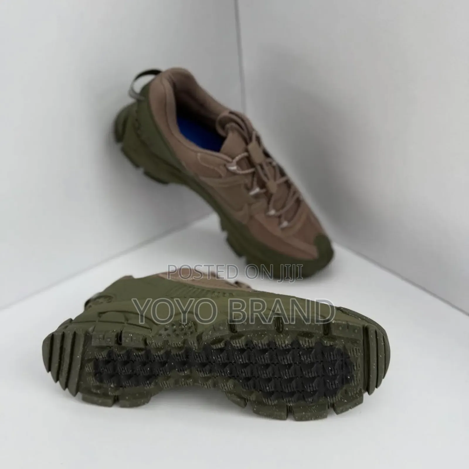 Nike Zoom Vomero Roam Mink Brown Fashion Sneaker