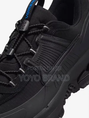 Nike Zoom Vomero Black Roam Fashion Sneaker Shoes