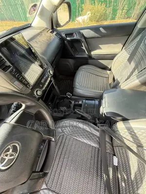 Toyota Land Cruiser Prado 2.7 i 2012 Black