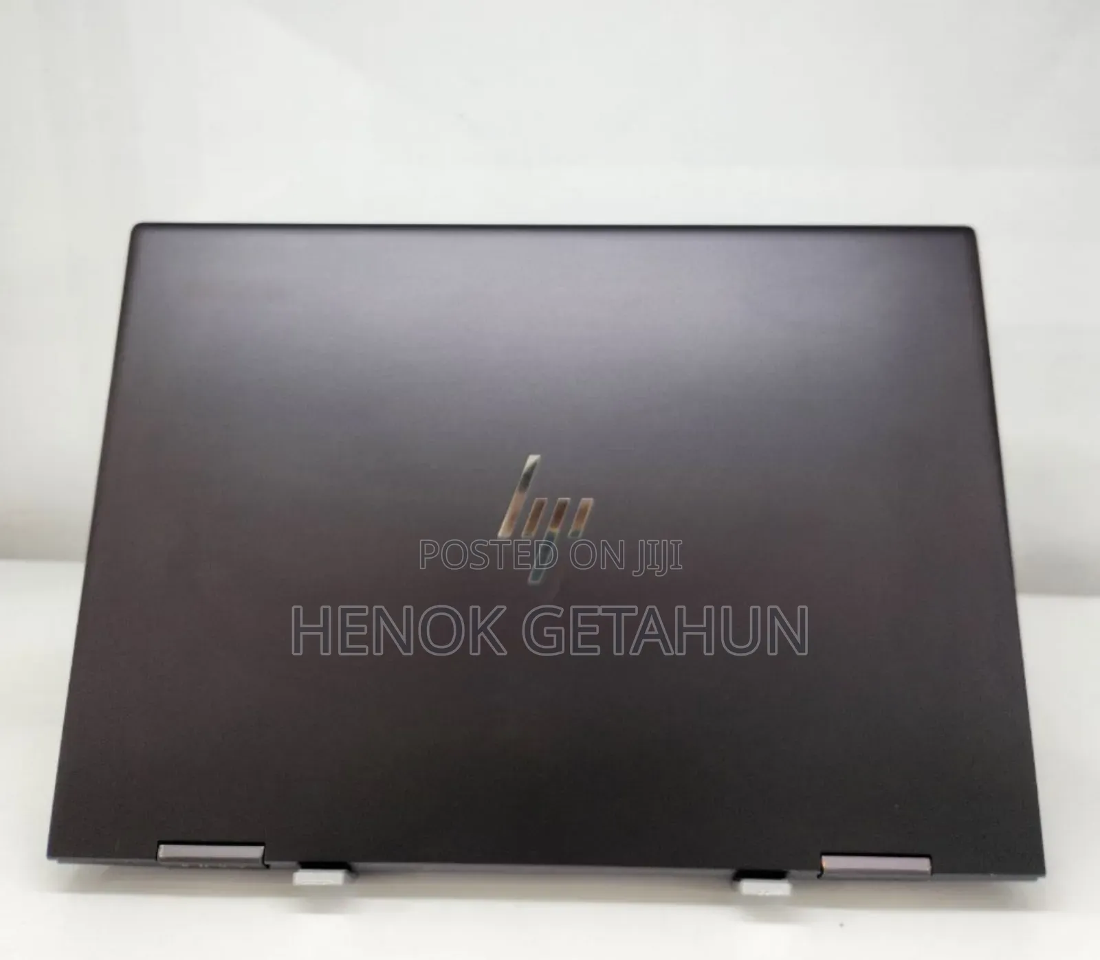 New Laptop HP Envy X360 8GB AMD Ryzen 7 SSD 256GB