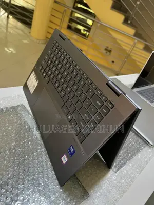 New Laptop HP Envy X360 16GB Intel Core I7 SSD 1T