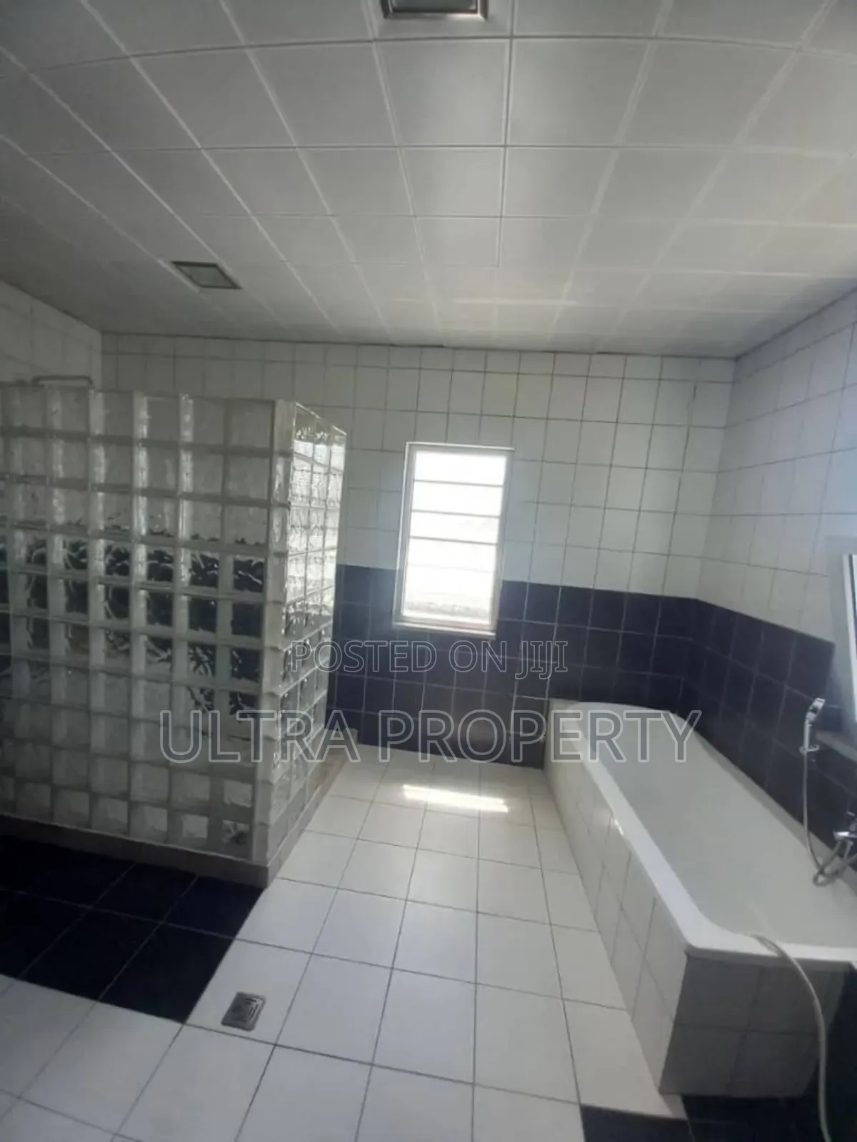 5bdrm House in Bole for rent