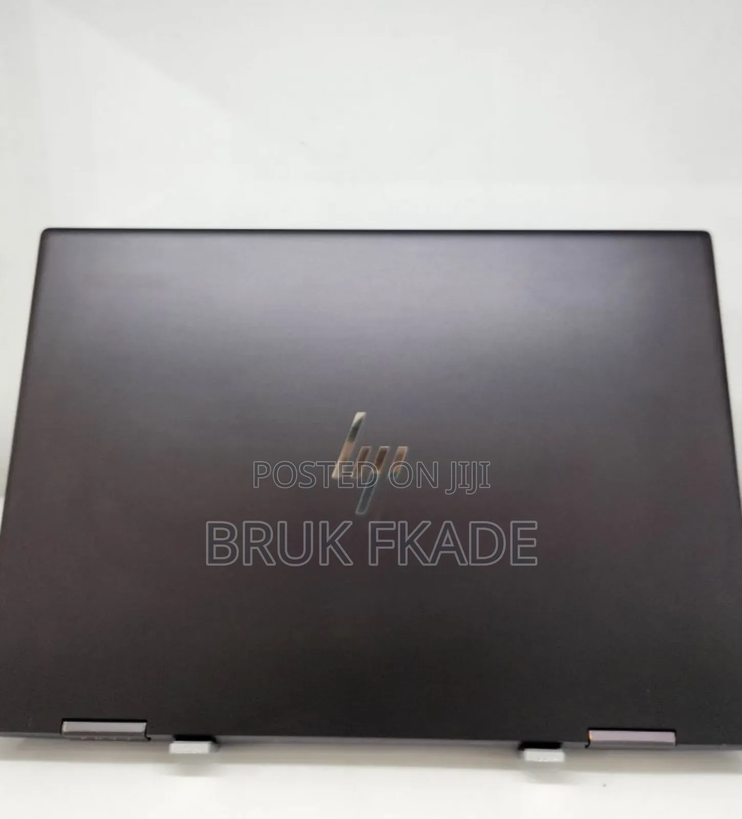 New Laptop HP Envy X360 8GB AMD Ryzen 7 SSD 256GB