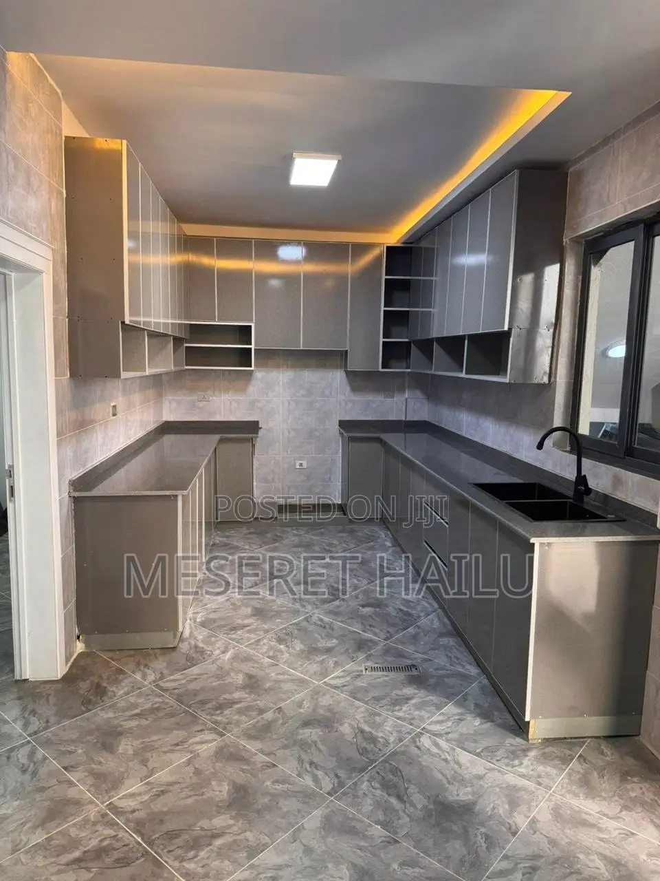 6bdrm House in Ayate, Bole for rent